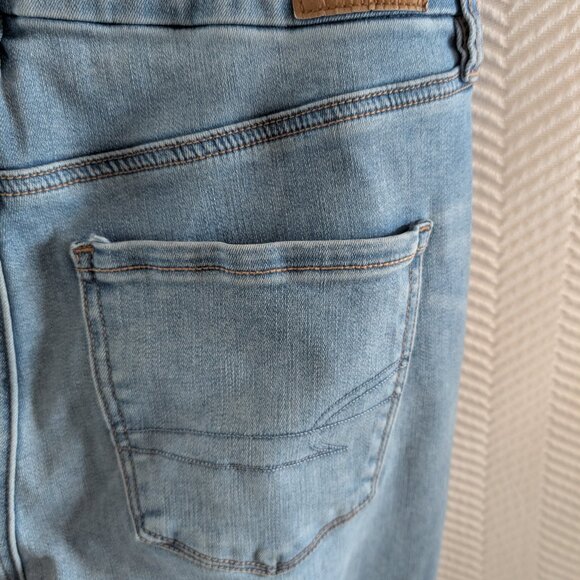 American Eagle AE Forever Soft Curvy High-Rise Jegging Size 8 Short Crossover - Picture 4 of 10
